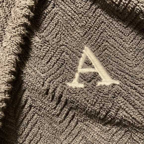 Linum Home Turkish Cotton Personalized Herringbone Bath Robe - Picture 3 of 5